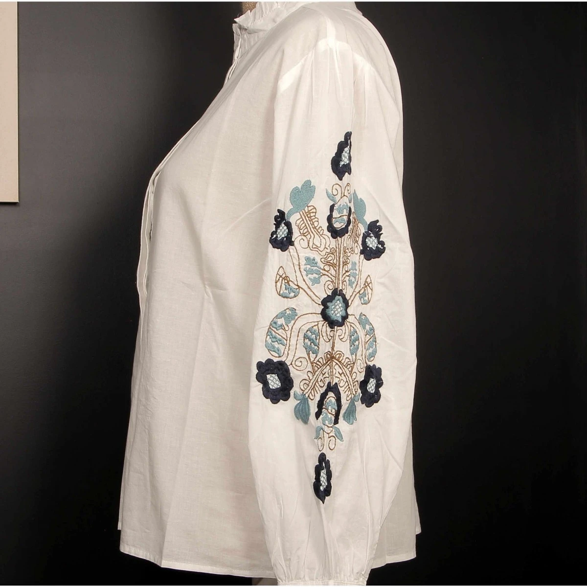 CHEMISE BLANCHE FEMME BRODEE / BLEU 1 5 CHEMISE BLANCHE FEMME BRODEE / BLEU 1 – Image 3