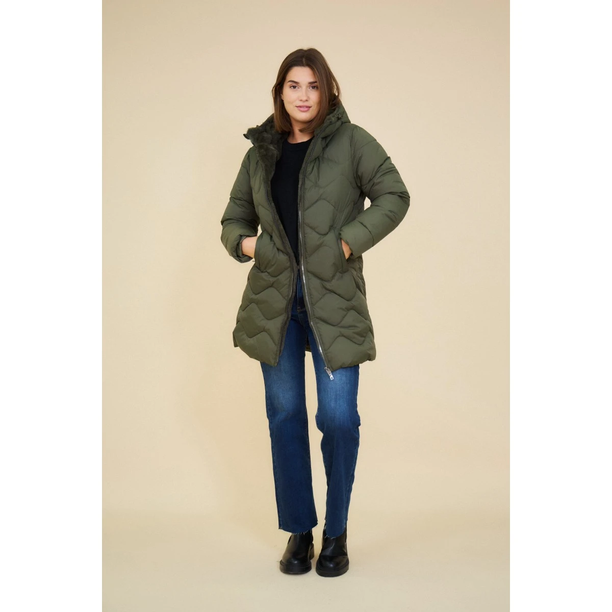 DOUDOUNE MI-LONGUE KAKI DOUBLEE FOURRURE 3 DOUDOUNE MI-LONGUE KAKI DOUBLEE FOURRURE