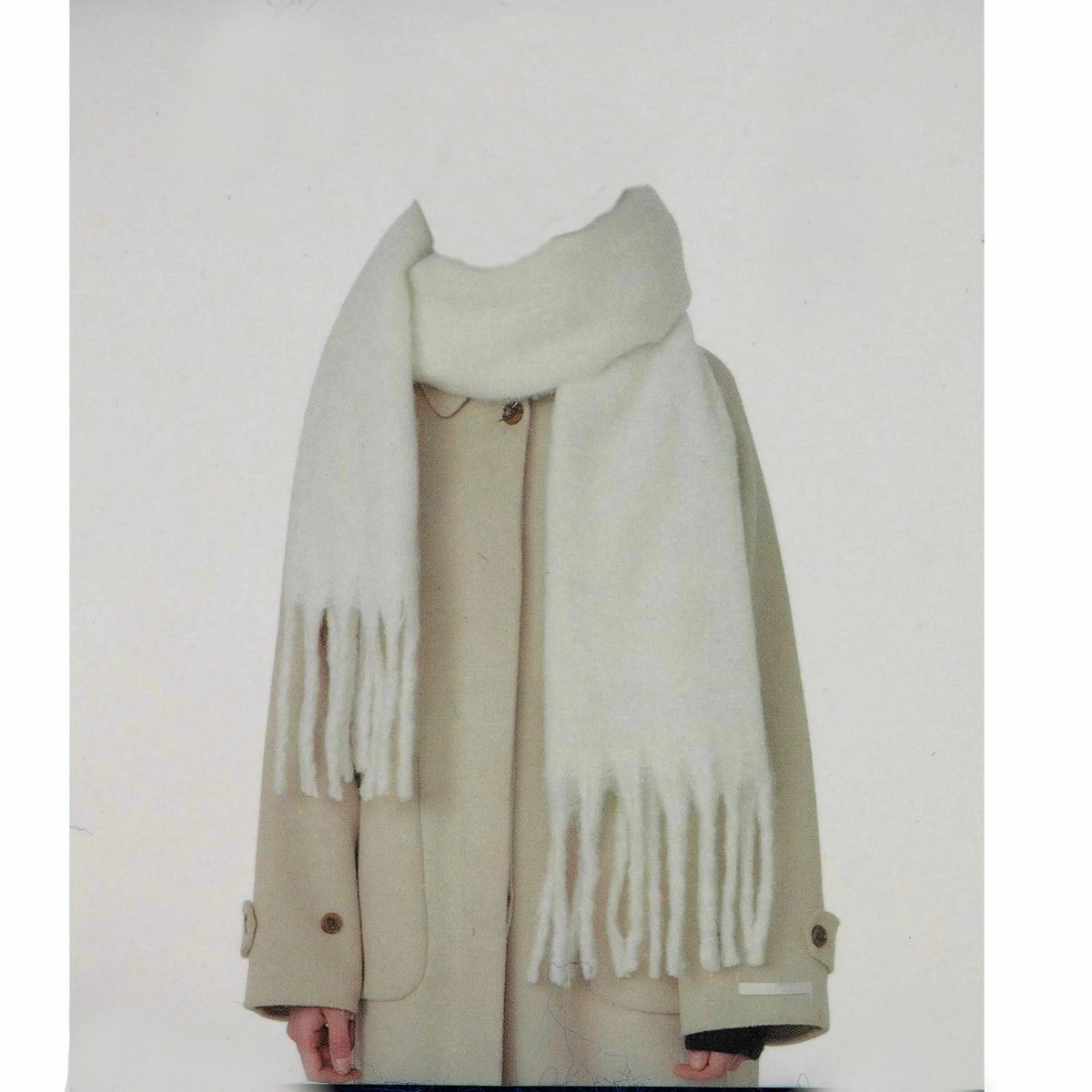 ECHARPE FEMME MANOUKIAN WOOL COLLECTION MARINE 5 ECHARPE FEMME MANOUKIAN WOOL COLLECTION MARINE – Image 3