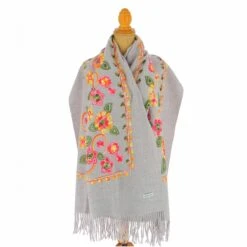 ETOLE BRODEE BURTON GRISE 5 ETOLE BRODEE BURTON GRISE -Vêtements De Mode etole brodee burton grise 1