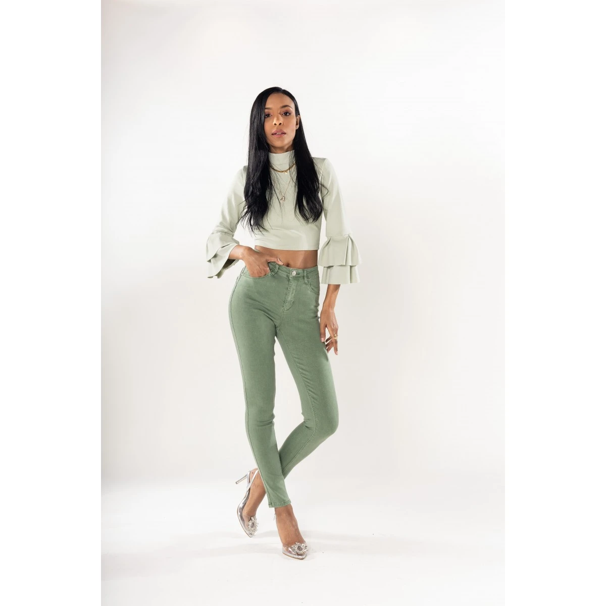 PANTALON SLIM STRECH NINA CARTER VERT AMANDE 3 PANTALON SLIM STRECH NINA CARTER VERT AMANDE