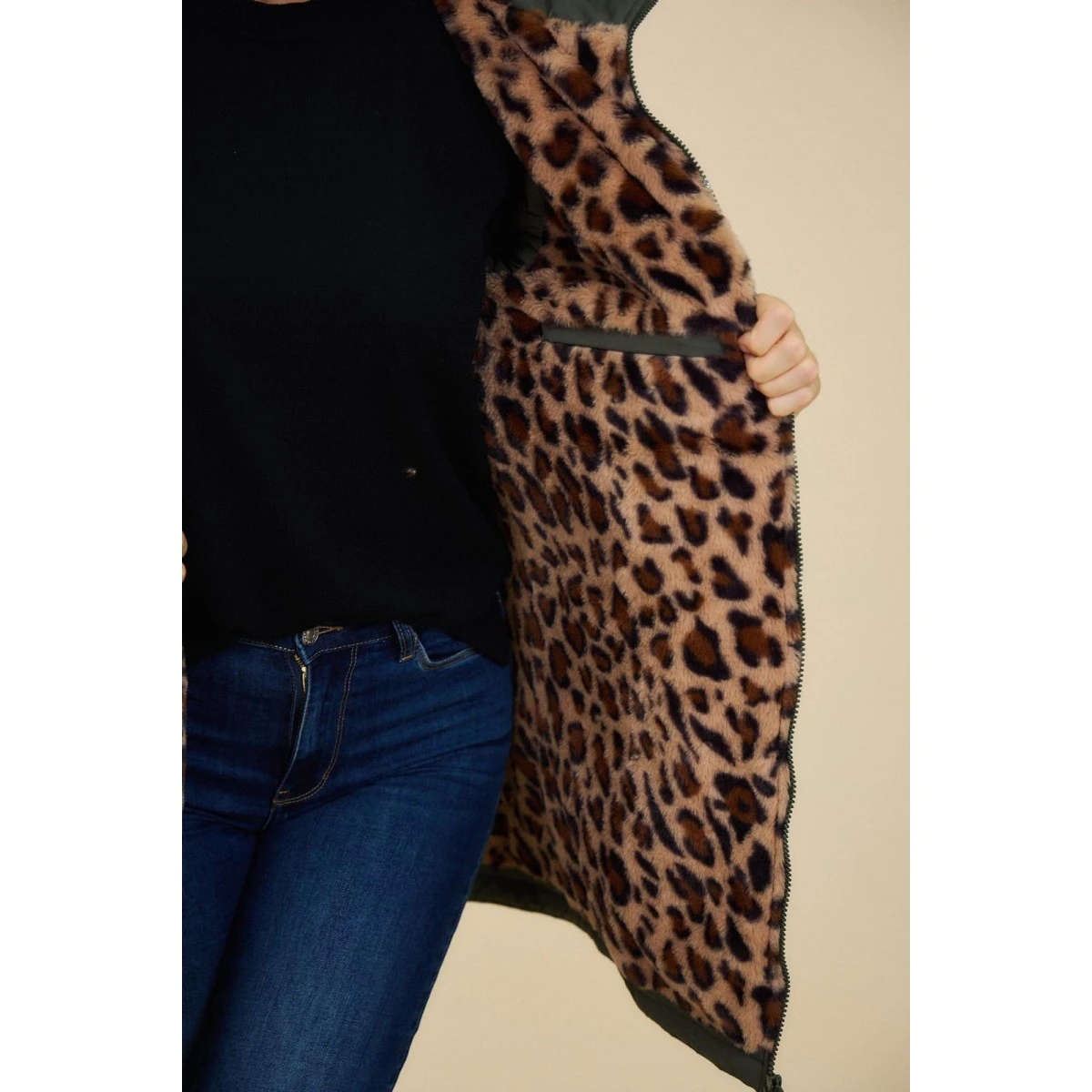 PARKA MI-LONGUE KAKI DOUBLEE LEOPARD 5 PARKA MI-LONGUE KAKI DOUBLEE LEOPARD – Image 3